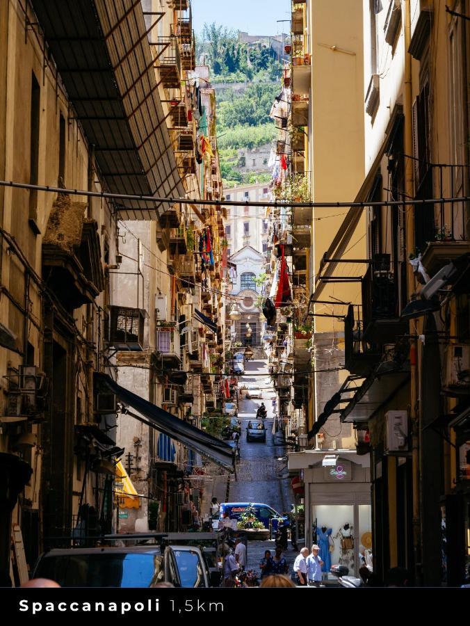 The Idyll Boutique Apartment - Suite In Napoli'S Spanish Quarters ภายนอก รูปภาพ