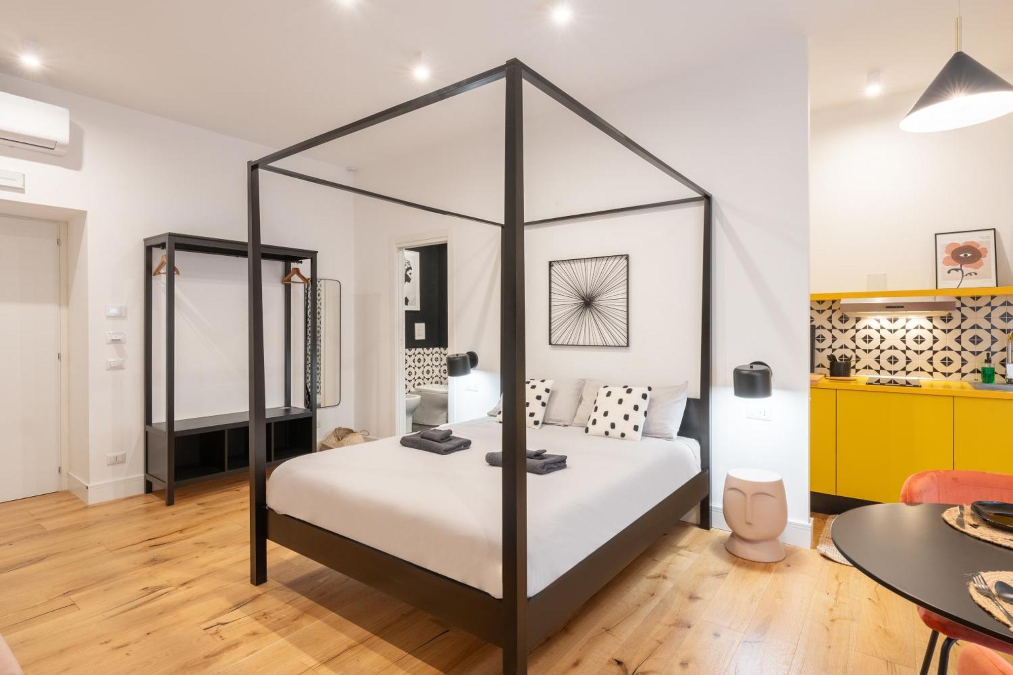 The Idyll Boutique Apartment - Suite In Napoli'S Spanish Quarters ภายนอก รูปภาพ